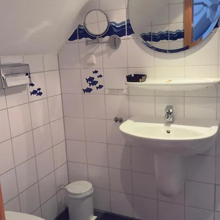 Stoertebeker Hotel *